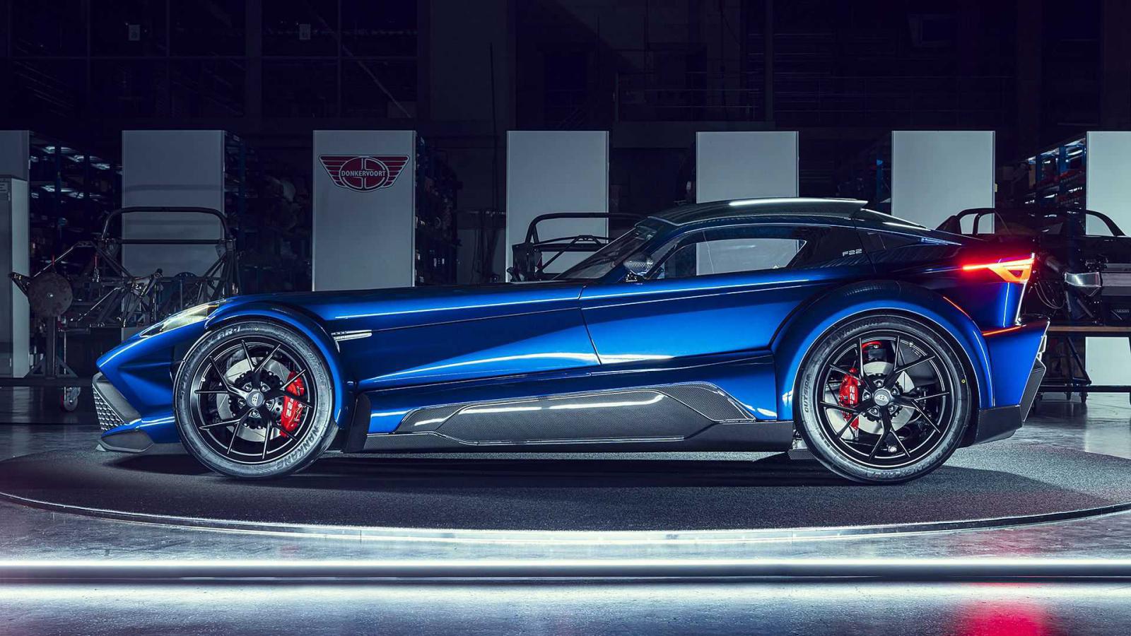 Με μοτέρ της Audi και 499 ίππους του νέο Donkervoort F22